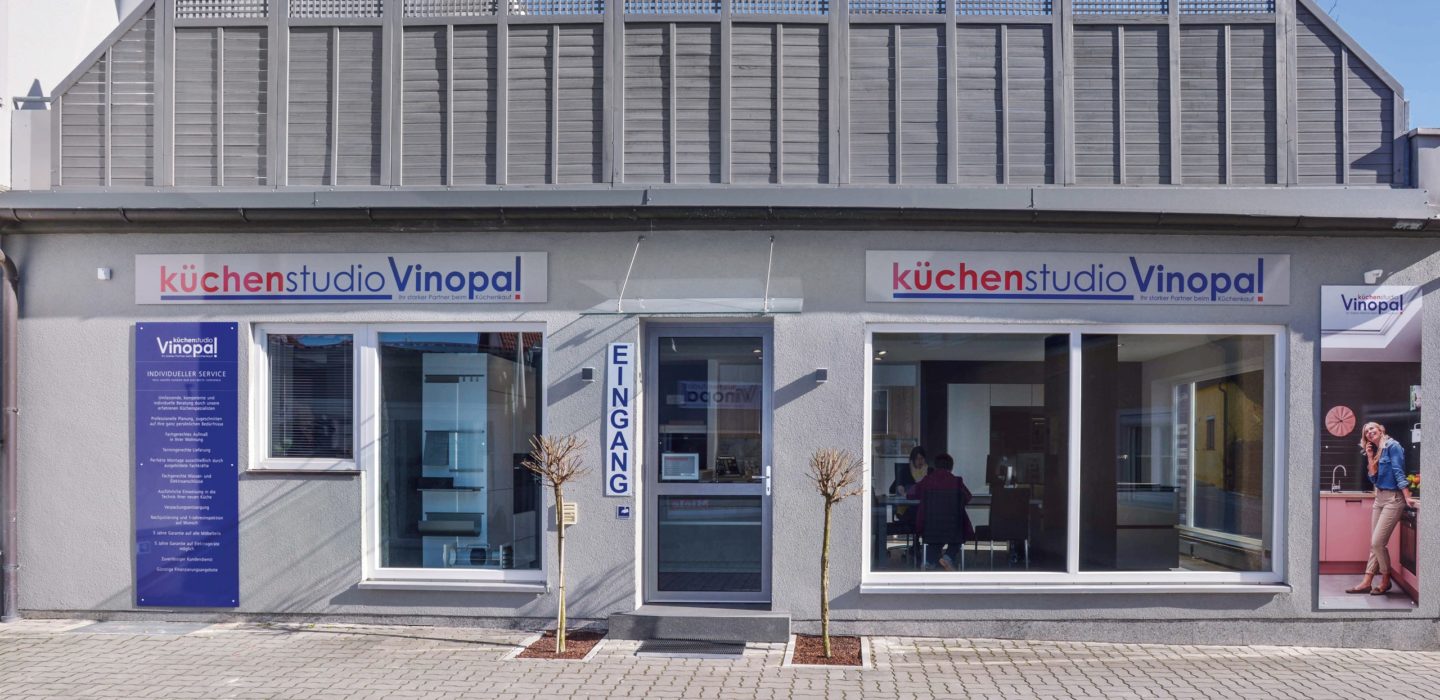 Küchenstudio Vinopal Allersberg Eingang Außenansicht